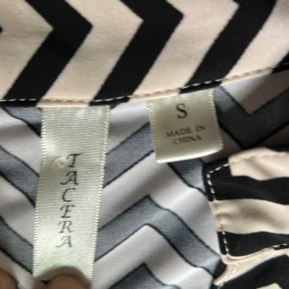 Black and Bage  Chevron Dress - Picture 5 of 5